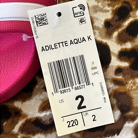 Brand New Adidas Adilette Aqua Pink 3 Stripe Large Strap Pink Slides Sandals - Picture 5 of 13
